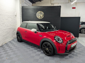 Used MINI Electric Hatch 2021 for sale - 76608571: Photo