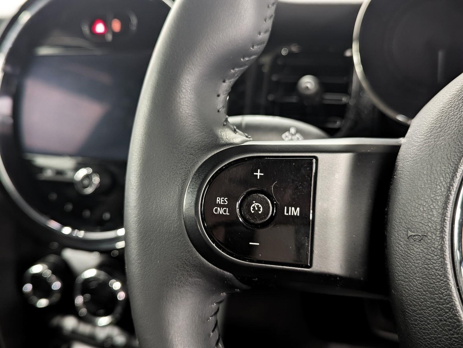 Used MINI Electric Hatch 2021 for sale - 76608571: Photo 21