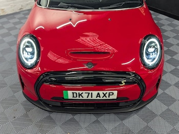 Used MINI Electric Hatch 2021 for sale - 76608571: Photo