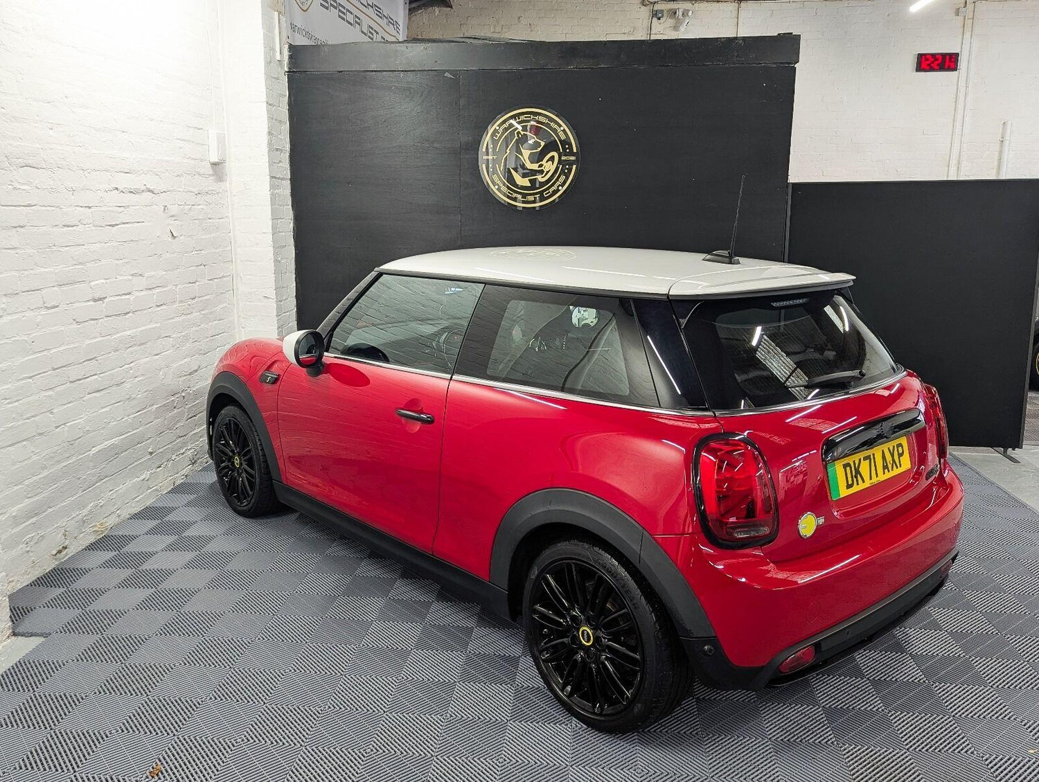 Used MINI Electric Hatch for sale - 76608571: Photo 8