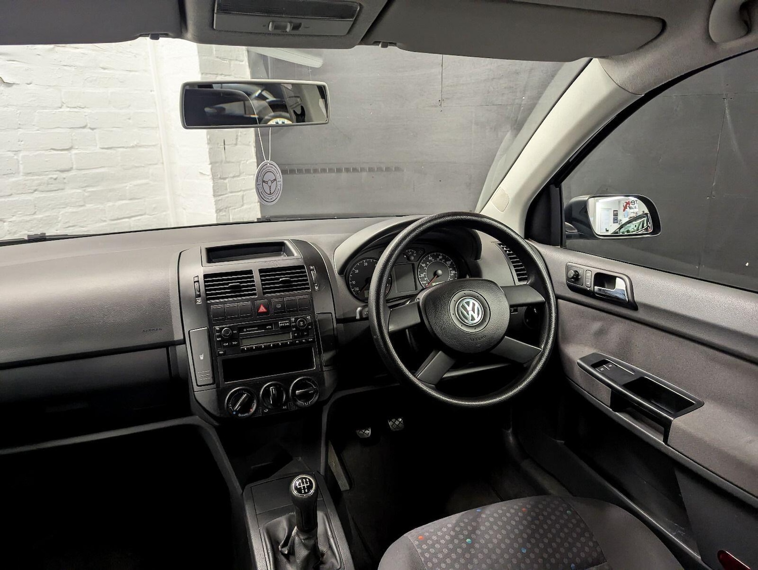 Used Volkswagen Polo 2003 for sale - 76689422: Photo 14