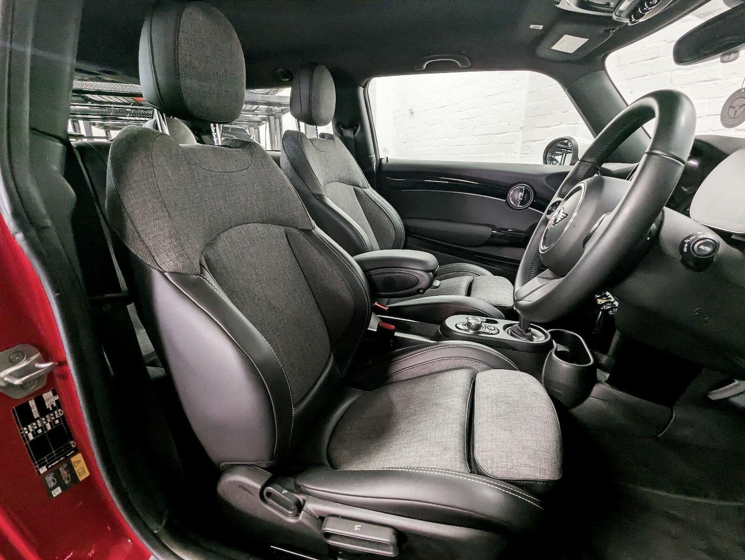 Used MINI Hatch 2021 for sale - 77647176: Photo 14