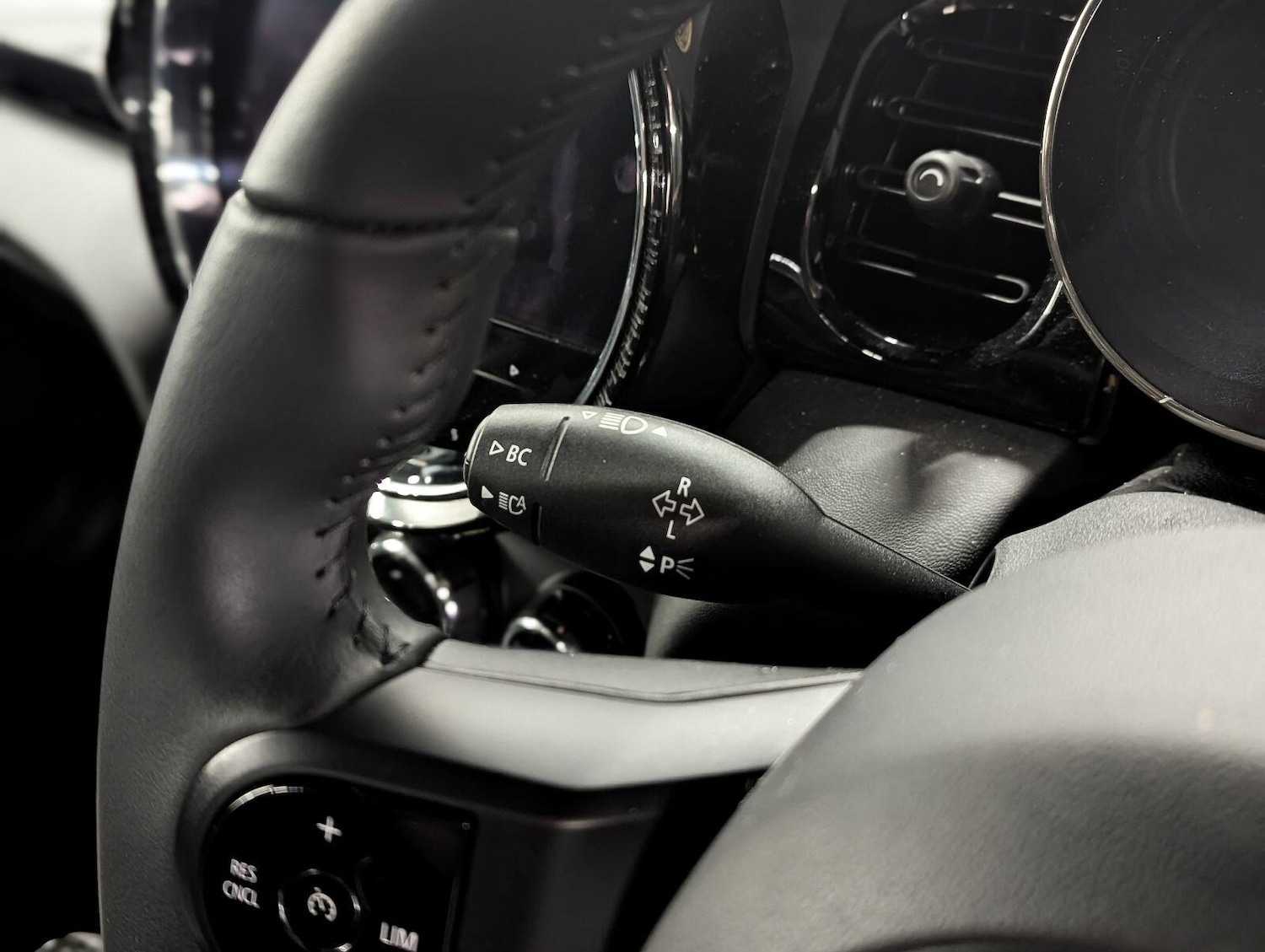 Used MINI Hatch 2021 for sale - 77647176: Photo 20