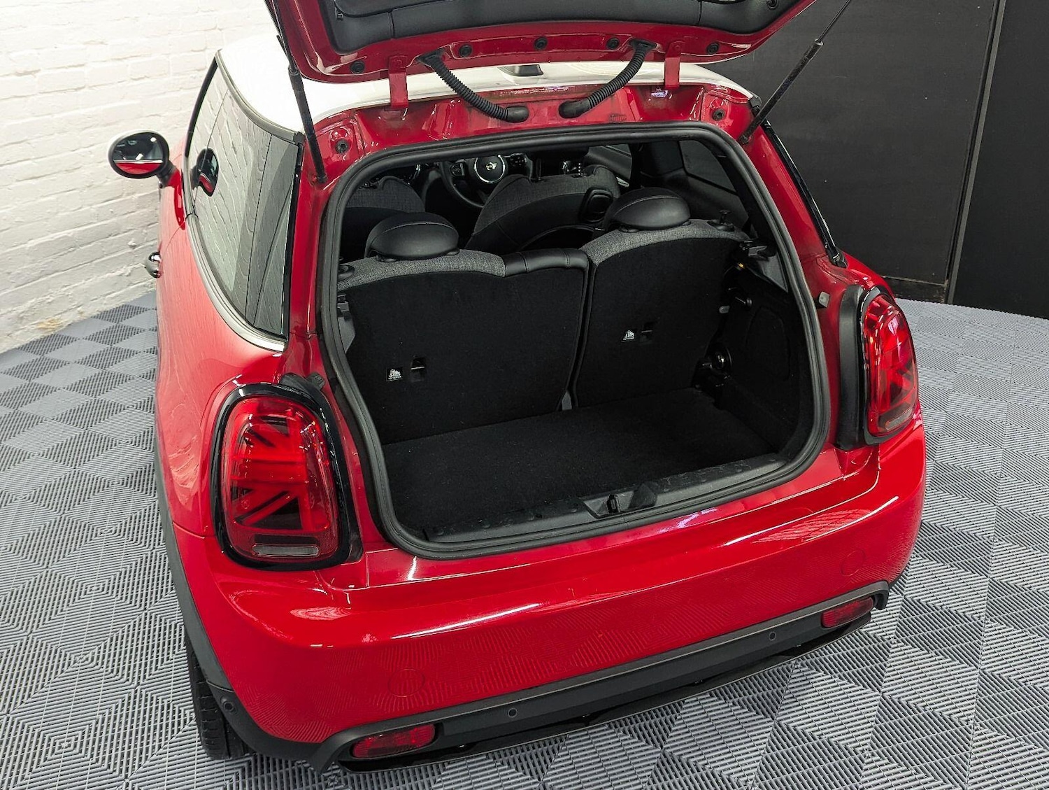 Used MINI Hatch 2021 for sale - 77647176: Photo 32