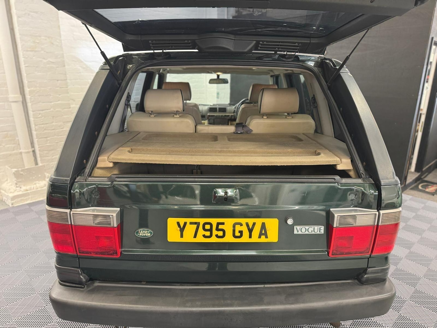 Used Land Rover Range Rover 2001 for sale - 77387073: Photo 6