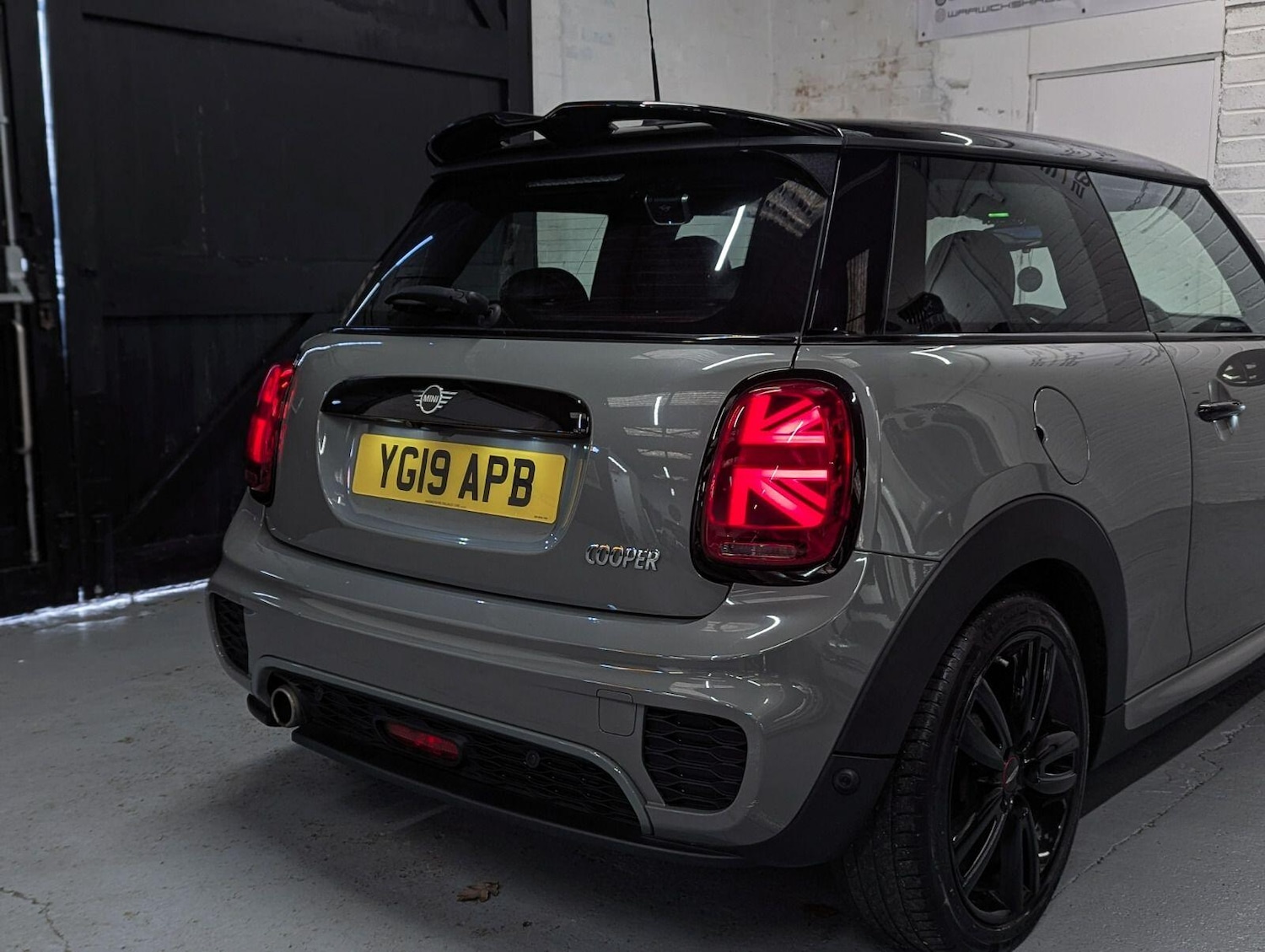 Used MINI Hatch 2019 for sale - 77799232: Photo 18