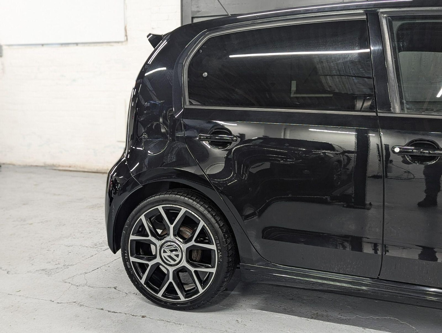 Used Volkswagen up! 2019 for sale - 77387355: Photo 27