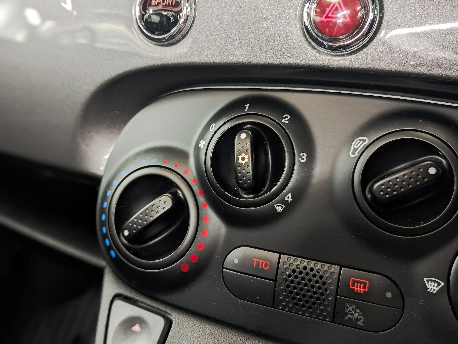 Used Abarth 500 2015 for sale - 77978053: Photo 20