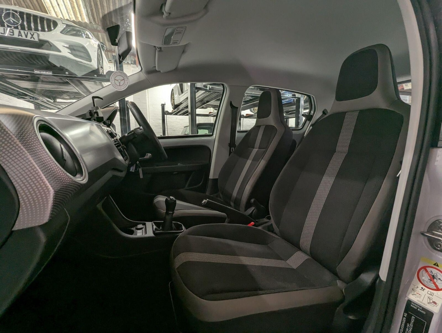 Used Volkswagen up! 2017 for sale - 77657718: Photo 33