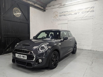 Used MINI Hatch 2019 for sale - 78561598: Photo