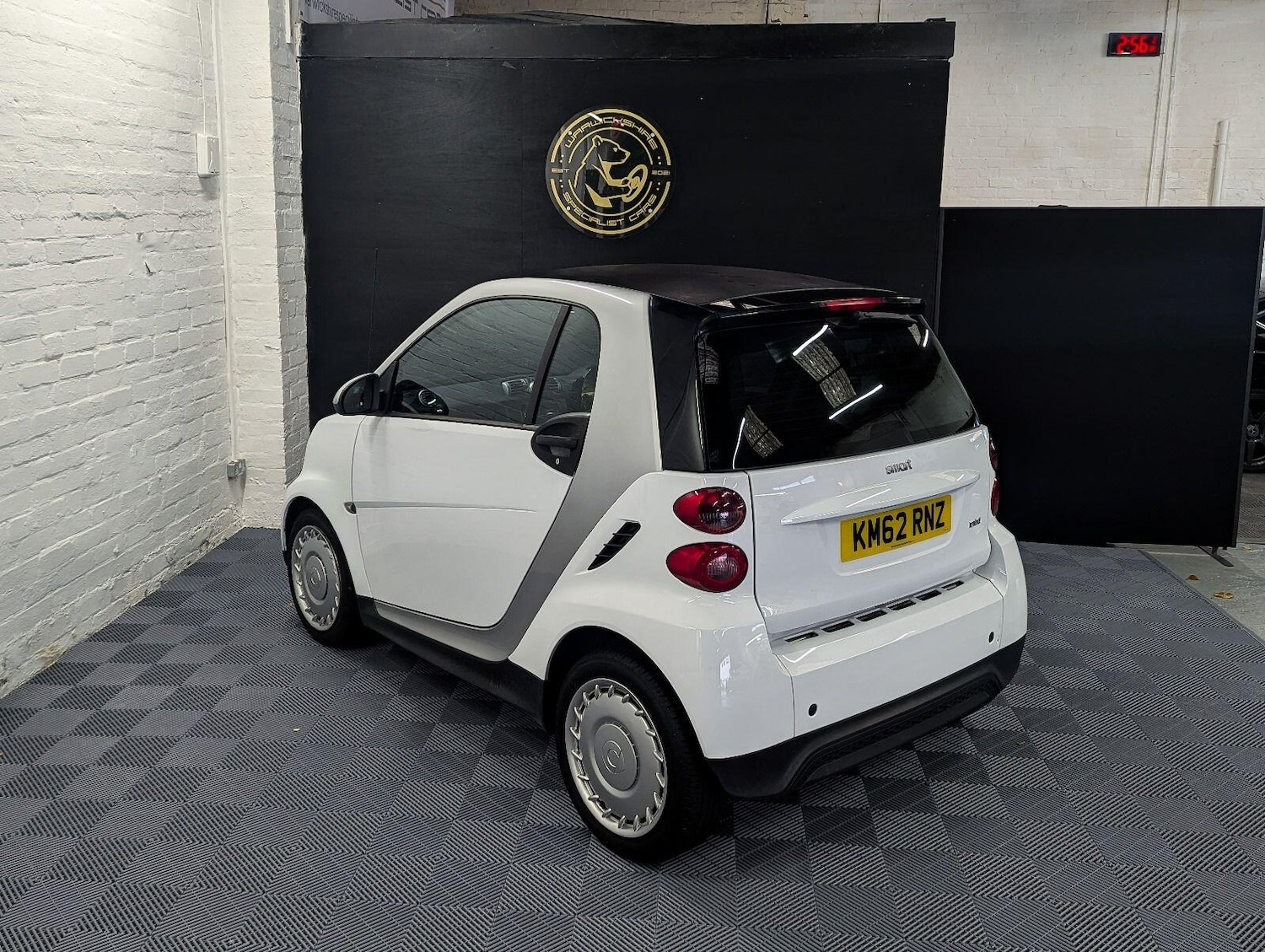 Used smart fortwo 2012 for sale - 76607643: Photo 4