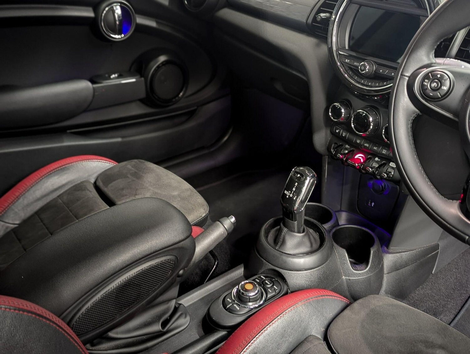 Used MINI Hatch 2018 for sale - 78101378: Photo 22