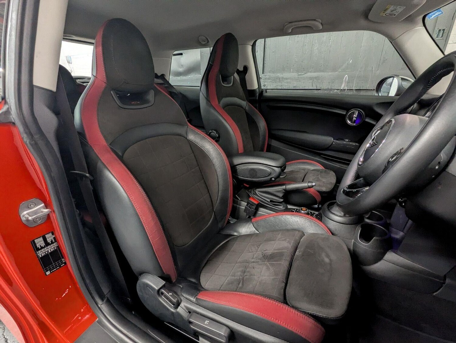 Used MINI Hatch 2018 for sale - 78101378: Photo 24