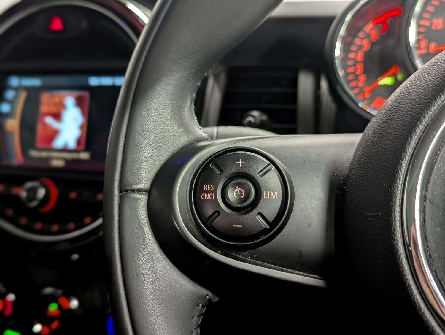 Used MINI Hatch 2018 for sale - 78101378: Photo 30