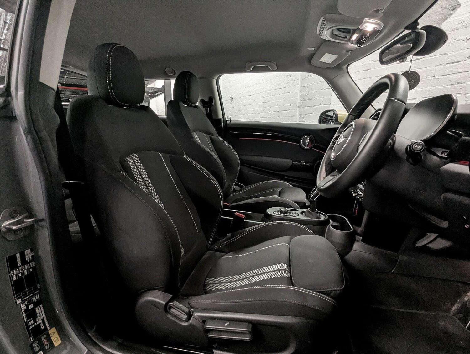 Used MINI Electric Hatch 2022 for sale - 76607447: Photo 18