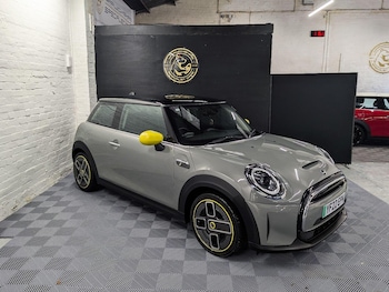 Used MINI Electric Hatch 2022 for sale - 76607447: Photo