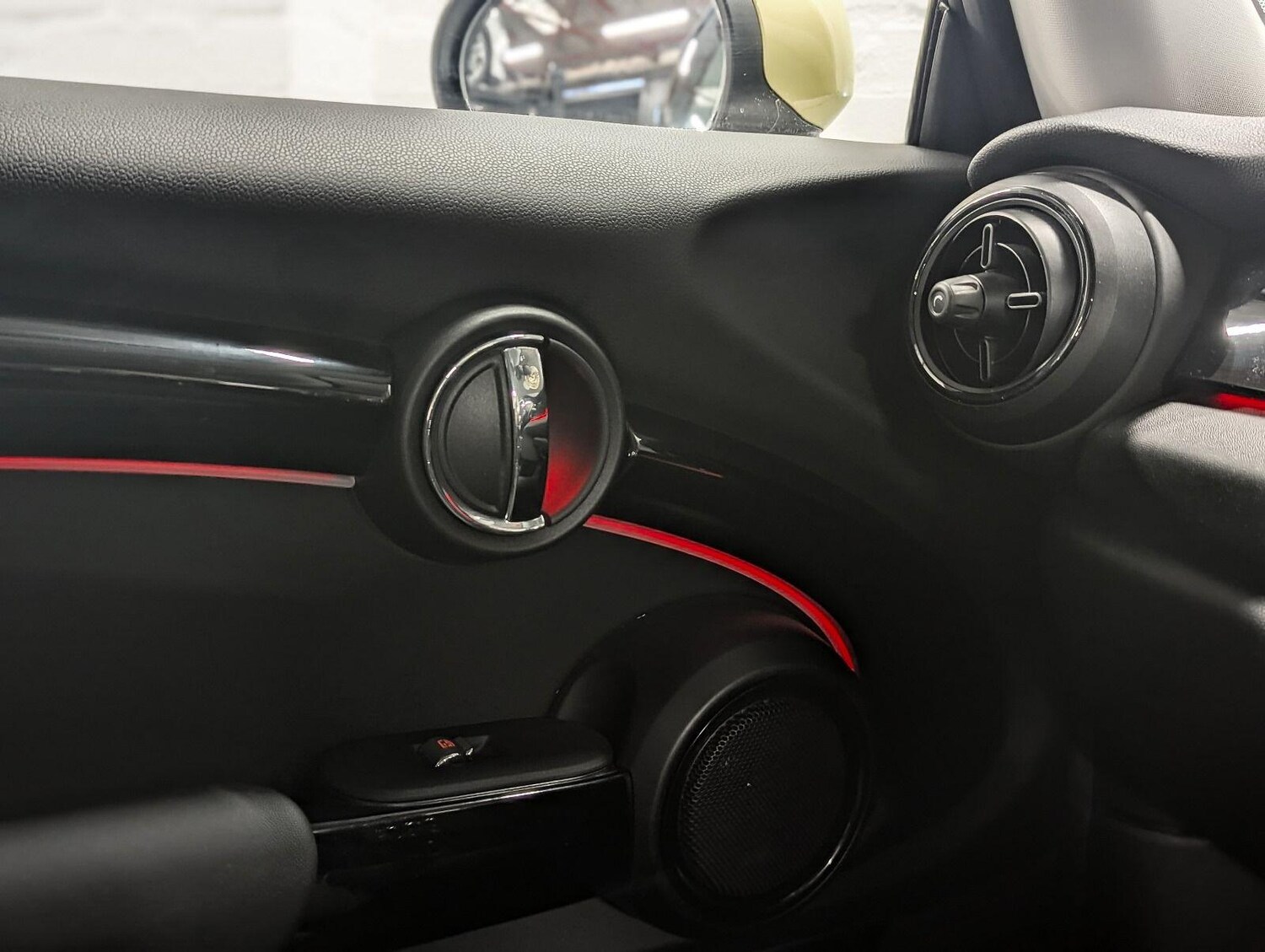 Used MINI Electric Hatch 2022 for sale - 76607447: Photo 39