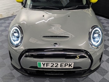 Used MINI Electric Hatch 2022 for sale - 76607447: Photo