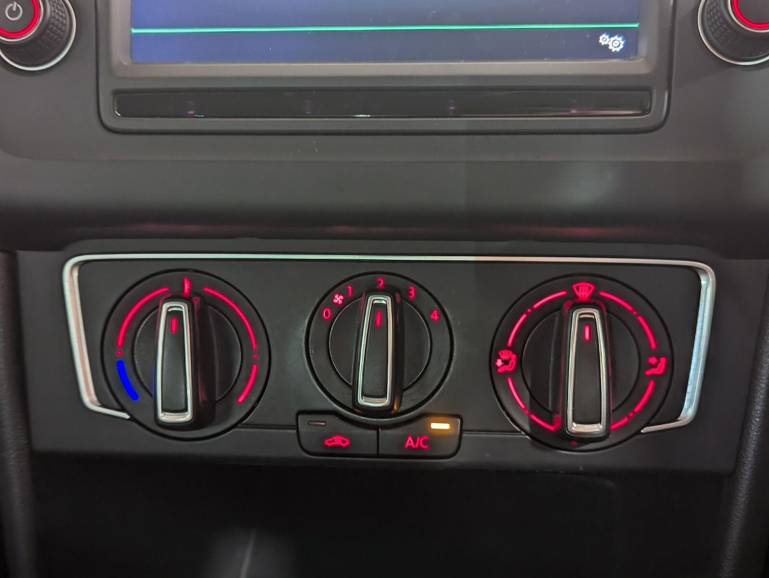 Used Volkswagen Polo 2016 for sale - 77344127: Photo 26