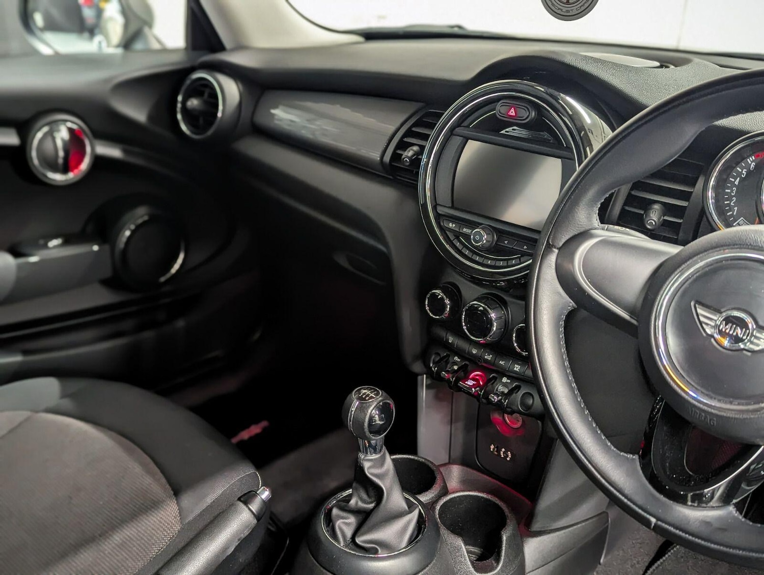 Used MINI Hatch 2015 for sale - 77646982: Photo 23