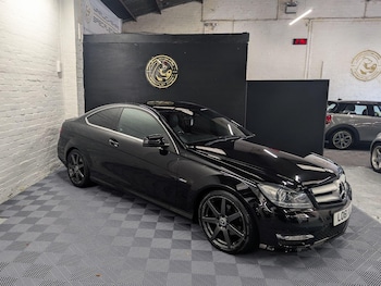 Used Mercedes-Benz C Class 2012 for sale - 76976725: Photo