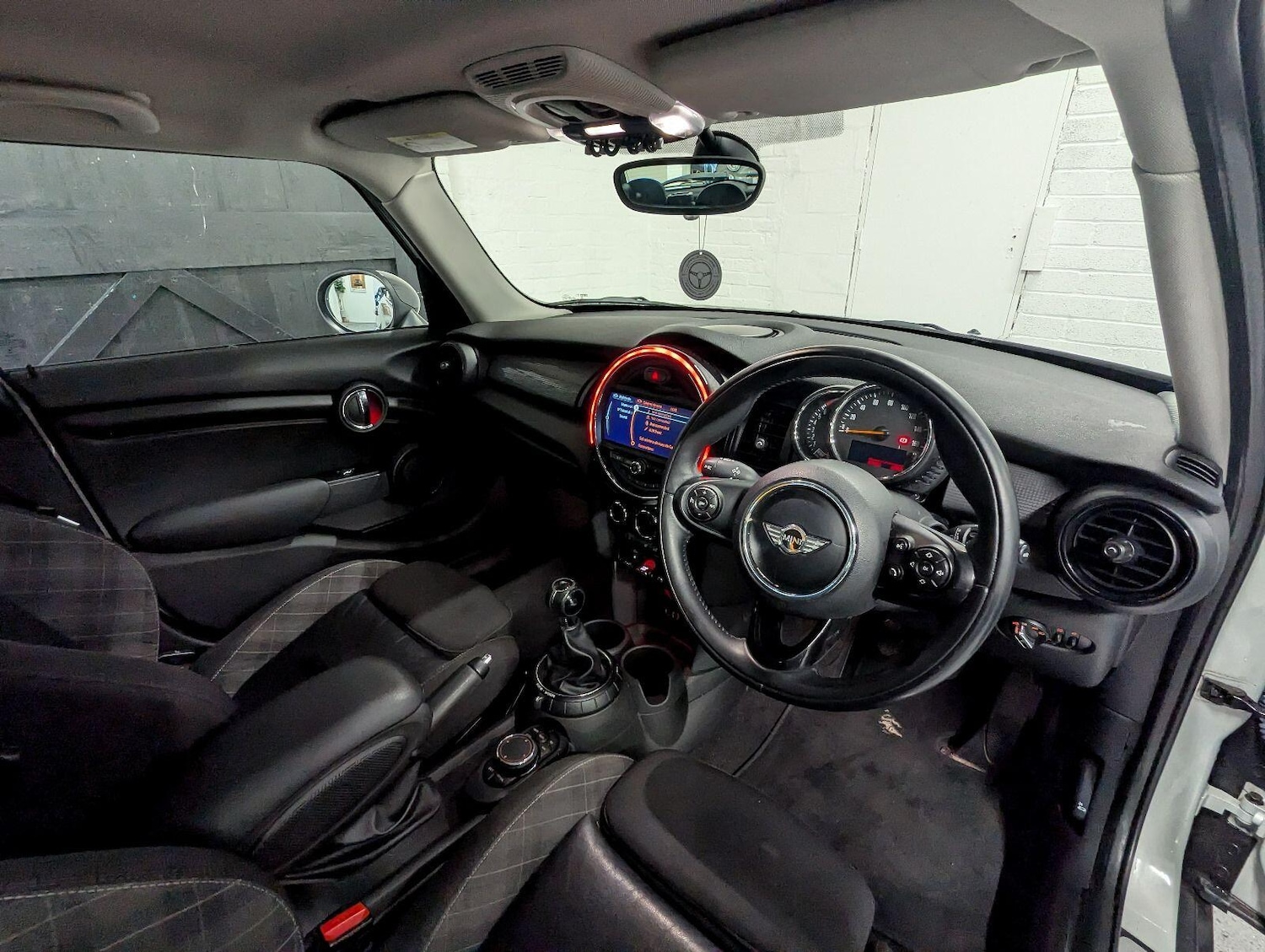 Used MINI Hatch 2015 for sale - 76913775: Photo 16