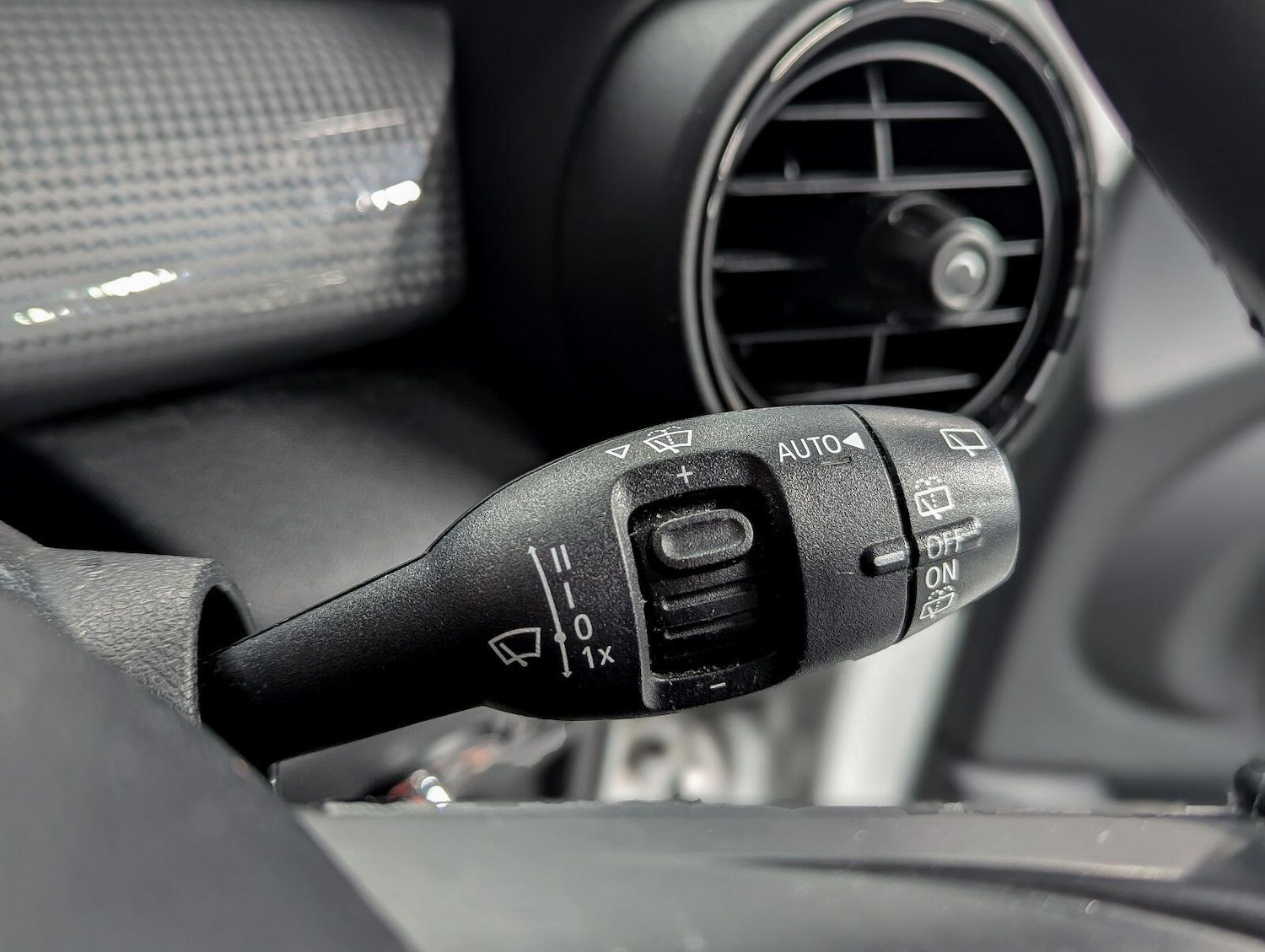 Used MINI Hatch 2015 for sale - 76913775: Photo 19