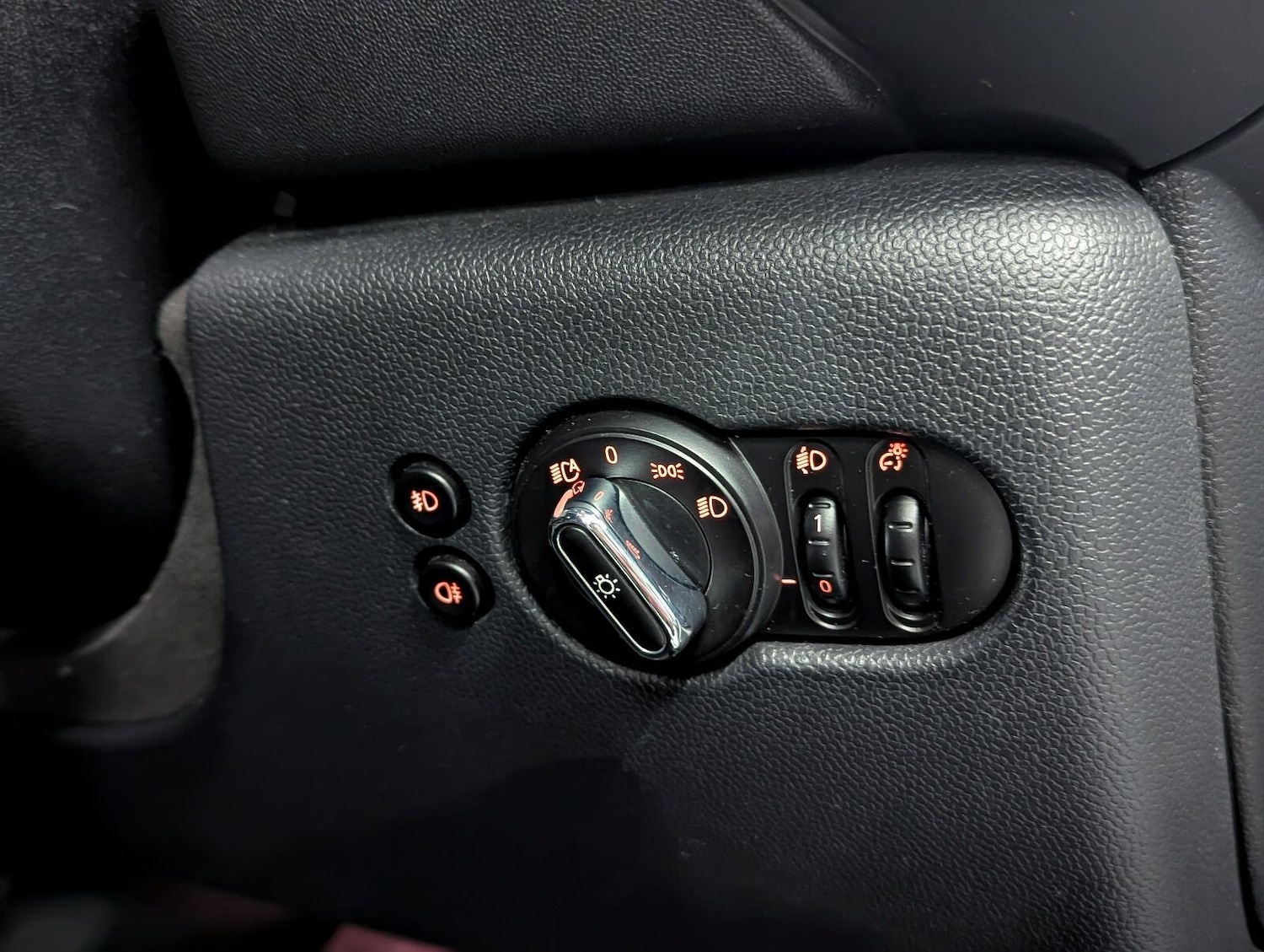 Used MINI Hatch 2015 for sale - 76913775: Photo 22