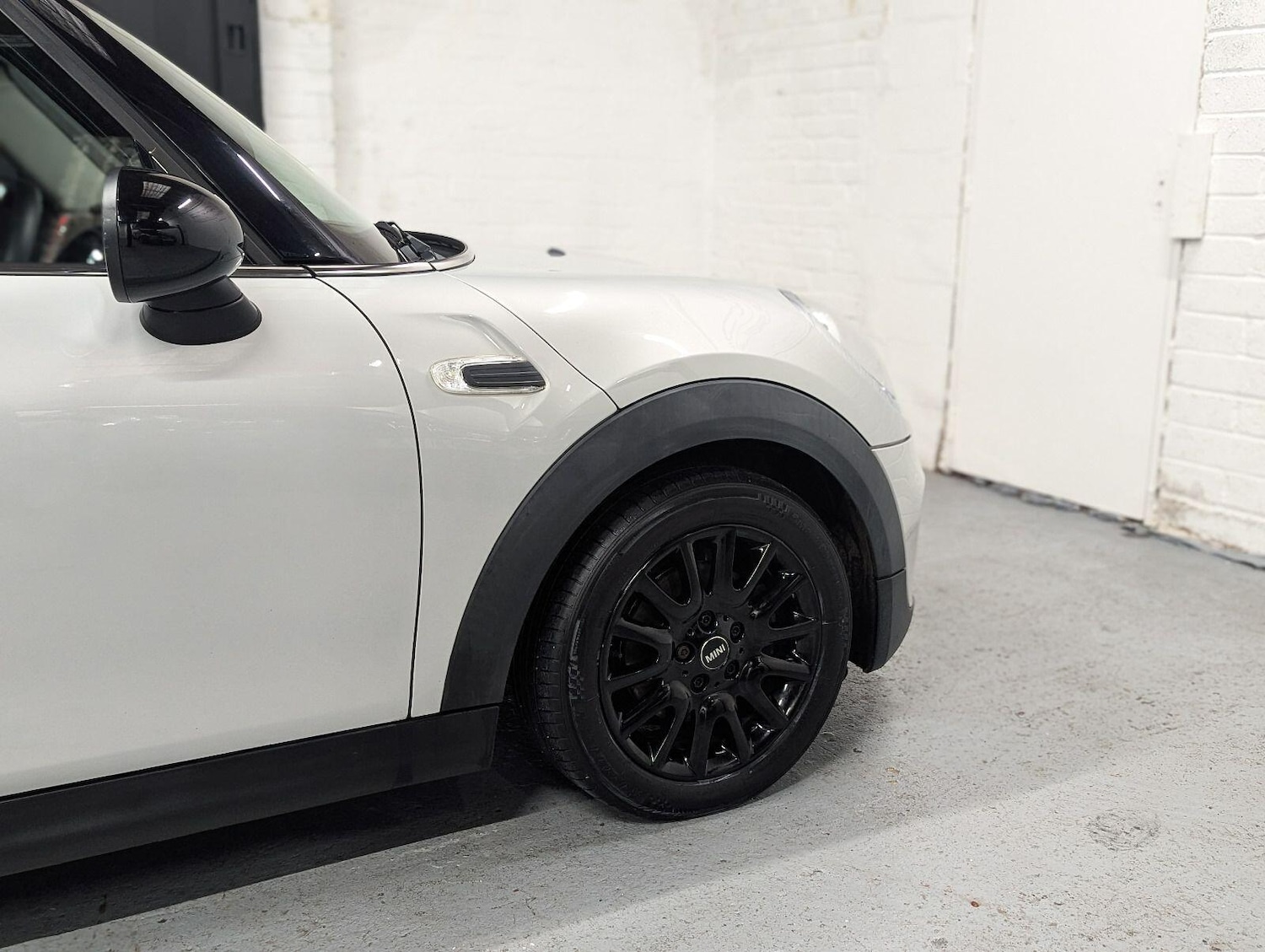 Used MINI Hatch 2015 for sale - 76913775: Photo 32