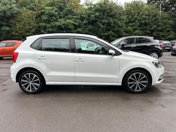 Used Volkswagen Polo 2016 for sale - 79574607: Photo