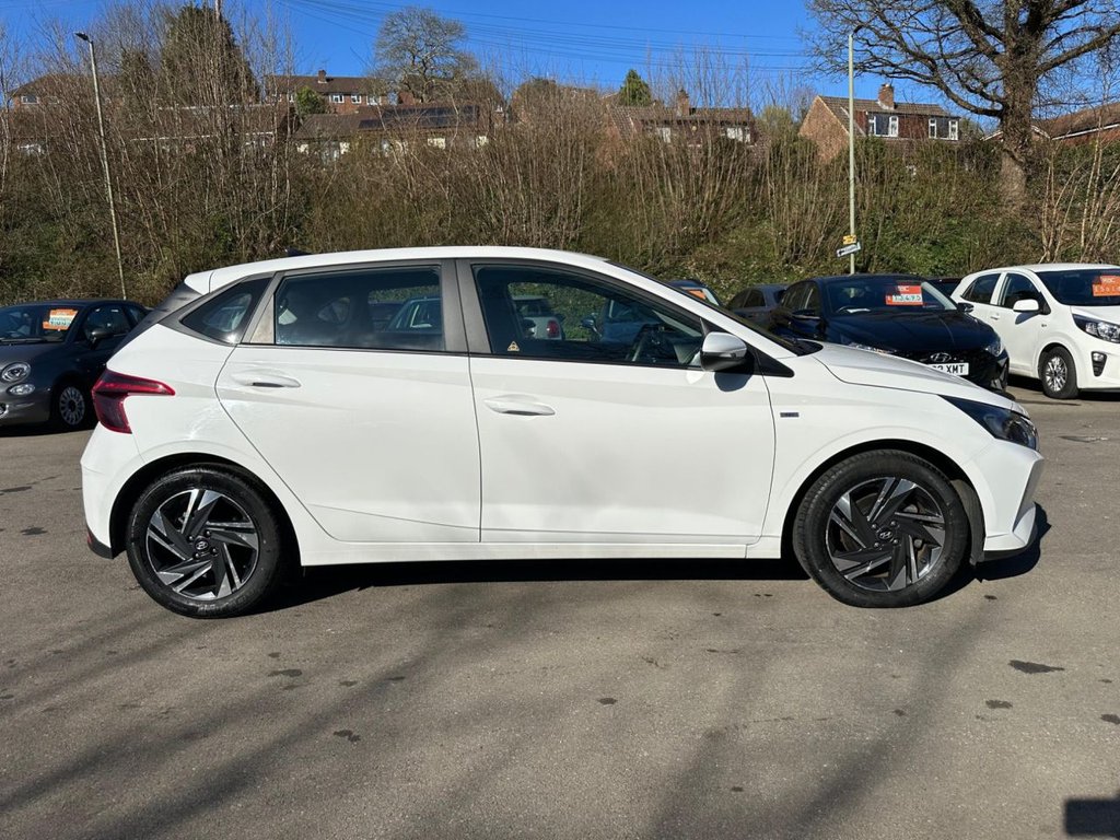 Used Hyundai i20 2023 for sale - 77936859: Photo 4