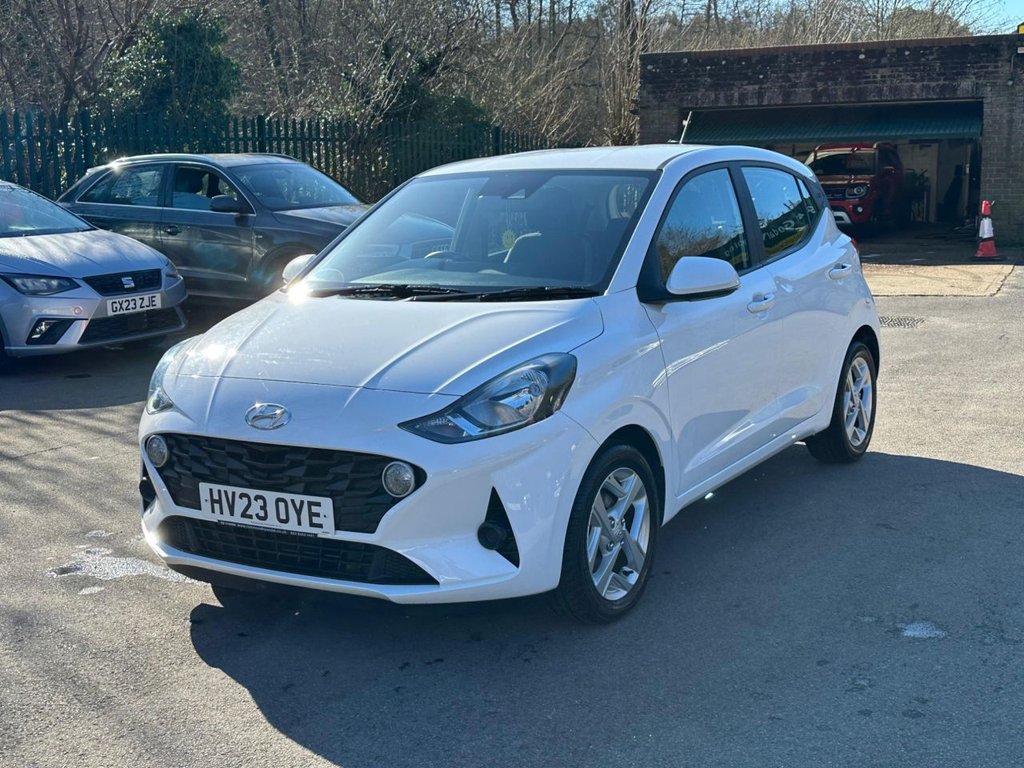 Used Hyundai i10 2023 for sale - 77936746: Photo 3