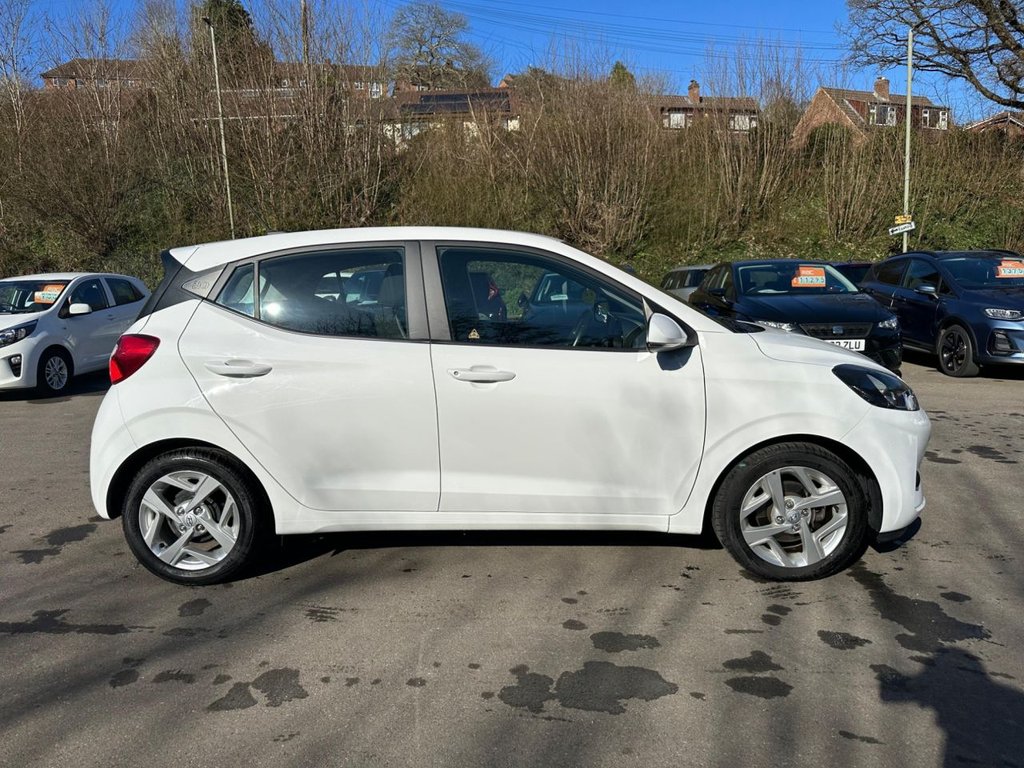 Used Hyundai i10 2023 for sale - 77936746: Photo 4