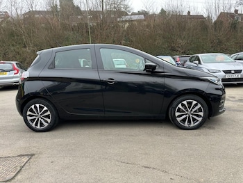 Used Renault Zoe 2021 for sale - 77806539: Photo