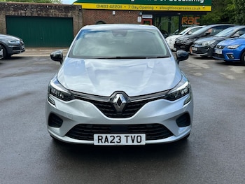 Used Renault Clio 2023 for sale - 78583393: Photo