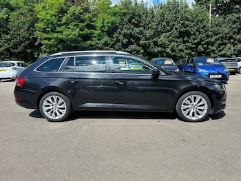 Used Skoda Superb 2023 for sale - 79072418: Photo