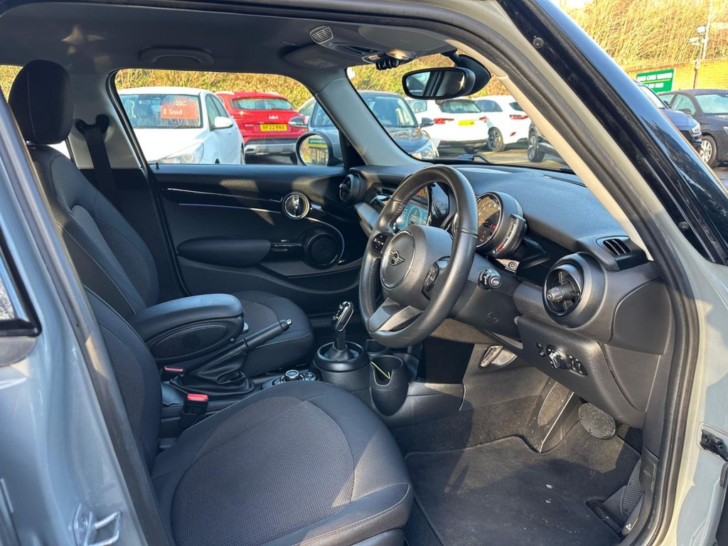 Used MINI Hatch 2022 for sale - 77133527: Photo 13