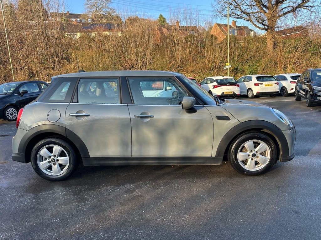 Used MINI Hatch 2022 for sale - 77133527: Photo 4