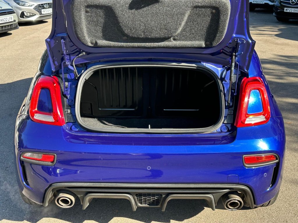 Used Abarth 595 2019 for sale - 76840621: Photo 9