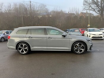 Used Volkswagen Passat 2023 for sale - 77188624: Photo