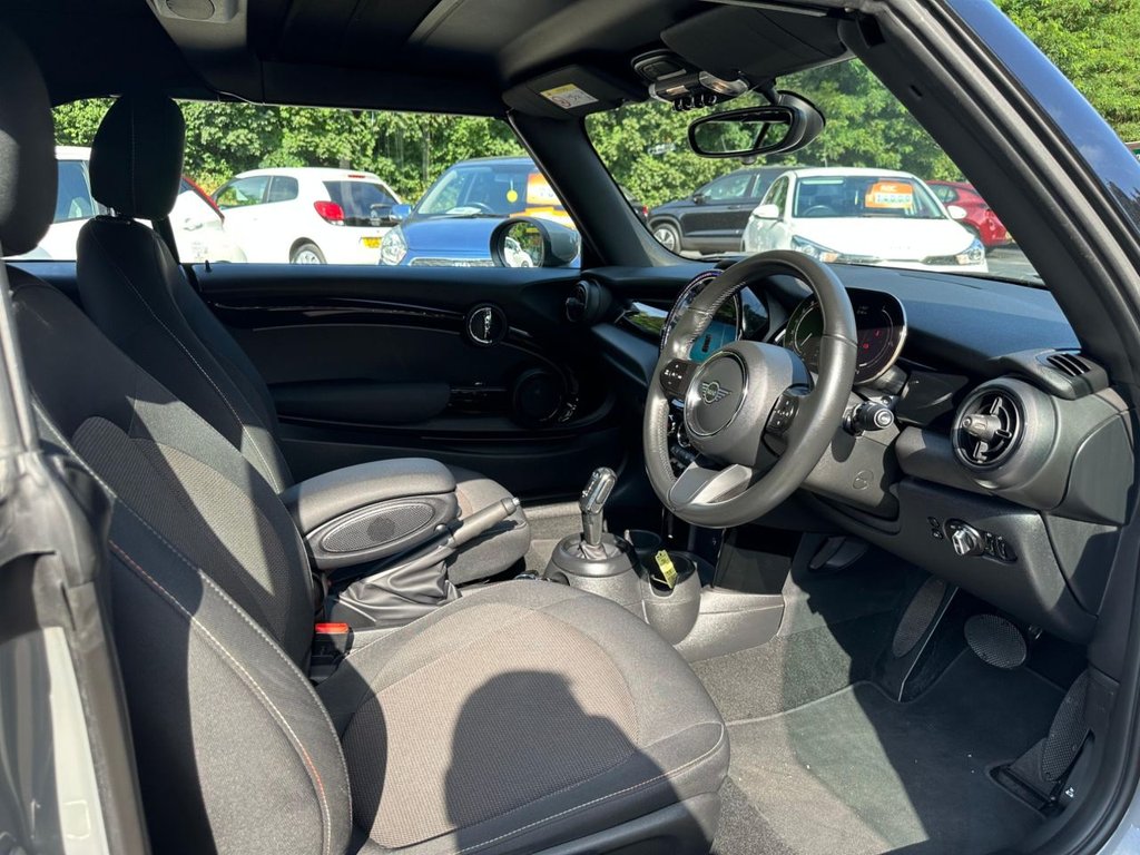 Used MINI Convertible 2022 for sale - 76840590: Photo 12