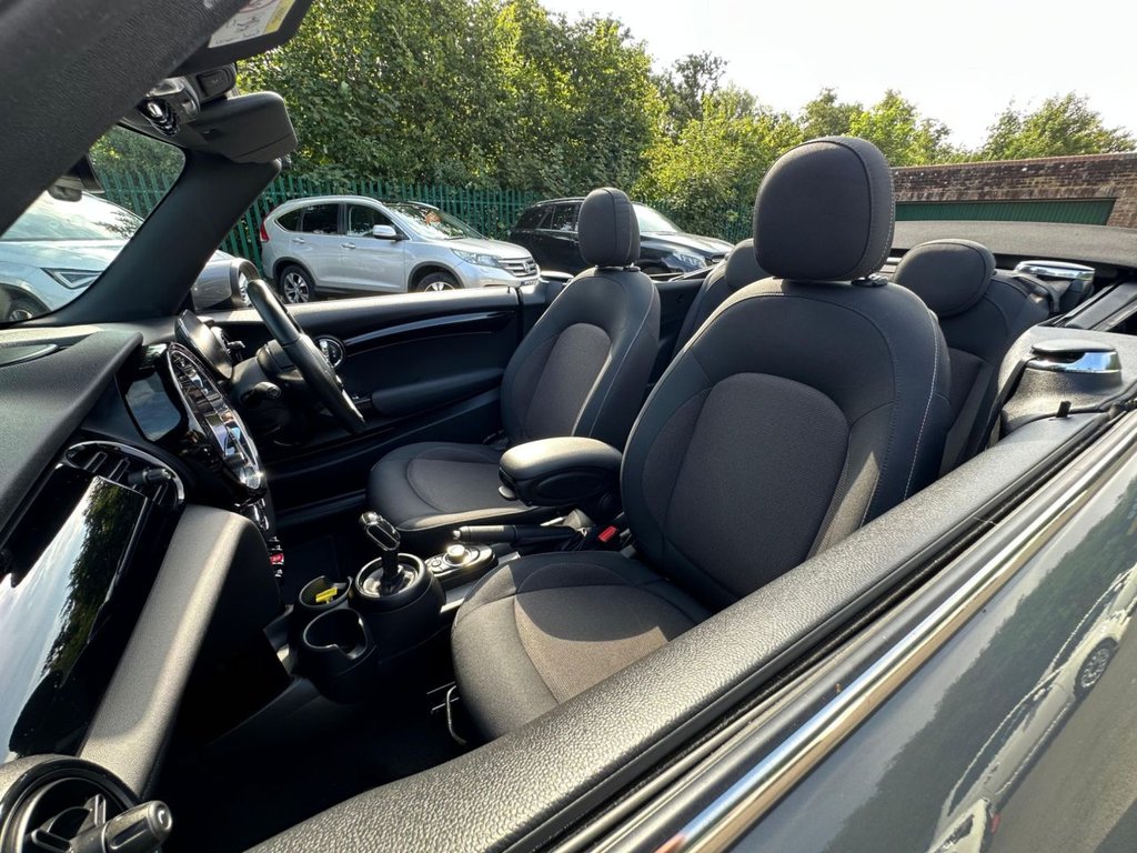 Used MINI Convertible 2022 for sale - 76840590: Photo 22