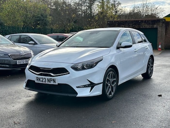 Used Kia Ceed 2023 for sale - 76840600: Photo