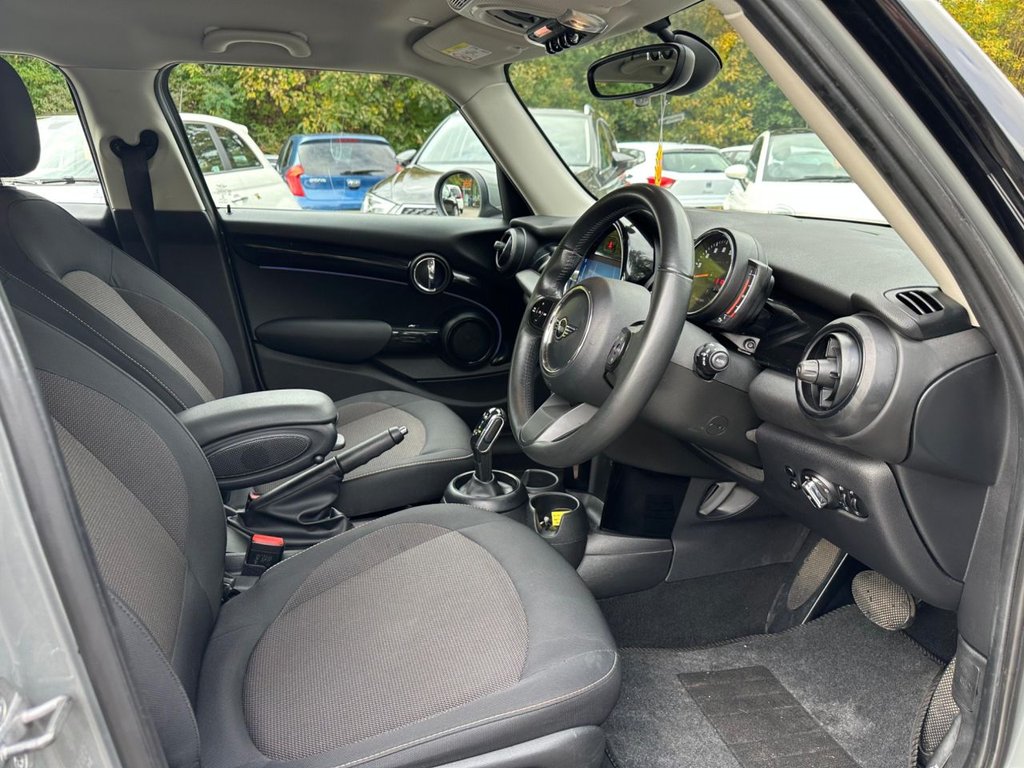 Used MINI Hatch 2022 for sale - 76840581: Photo 12