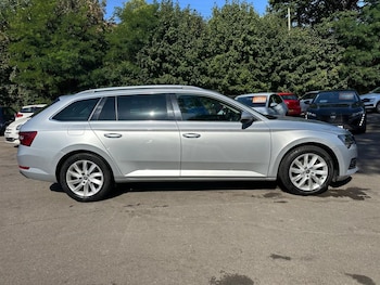 Used Skoda Superb 2023 for sale - 79518748: Photo