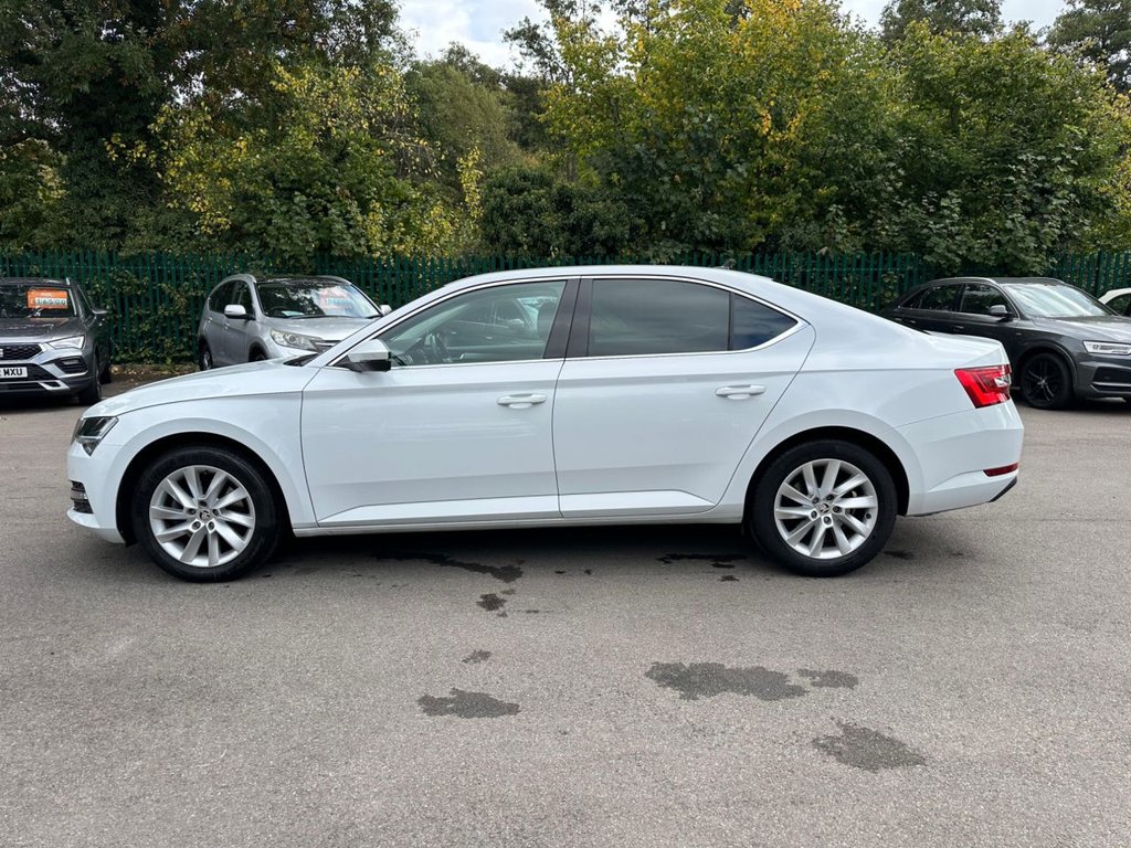 Used Skoda Superb 2023 for sale - 76840589: Photo 5