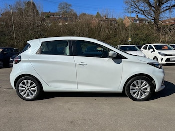 Used Renault Zoe 2021 for sale - 77936777: Photo