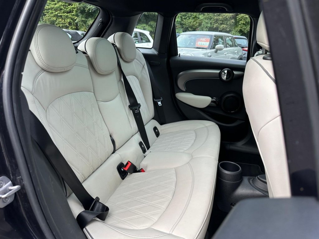 Used MINI Hatch 2021 for sale - 76840579: Photo 15