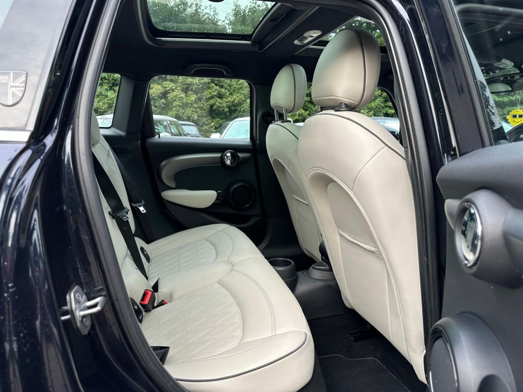 Used MINI Hatch 2021 for sale - 76840579: Photo 17