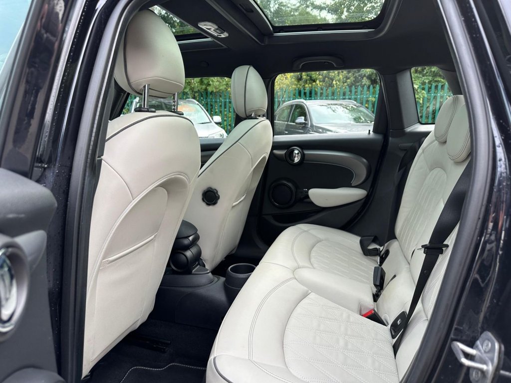 Used MINI Hatch 2021 for sale - 76840579: Photo 18